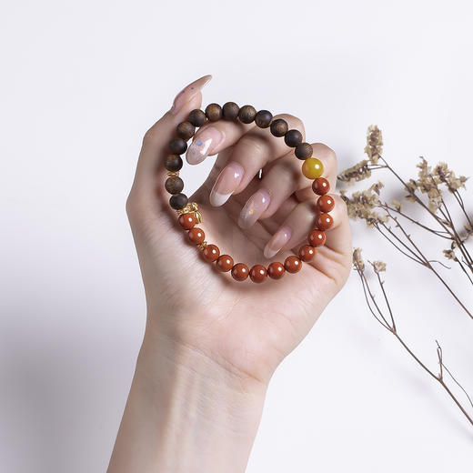 xy0524沉香+蜜蜡南红半山半水手串 商品图8