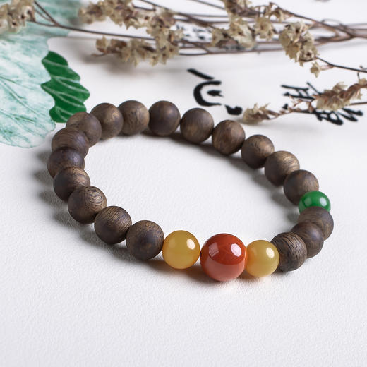 xy0521沉香+南红蜜蜡碧玉手串 商品图1