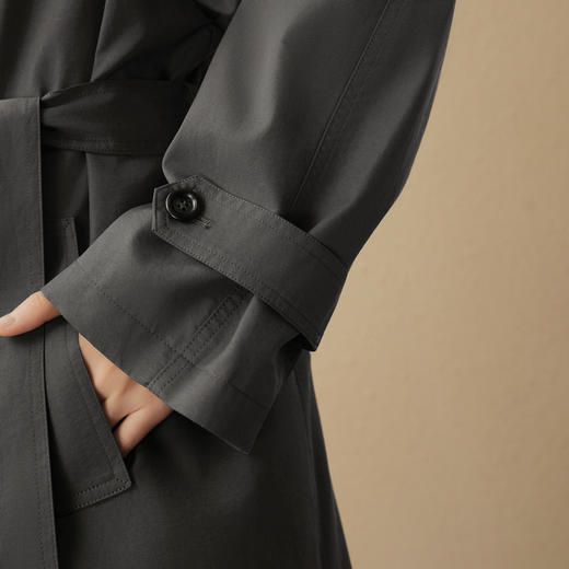 【严选】诗凡黎英伦风灰色立领系带风衣2025秋新款长款酷飒宽松通勤外套女7G7160271 商品图3