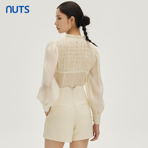 NUTS商场同款春秋款杏色气质设计感高级百搭长袖衬衫女333012208 商品图4