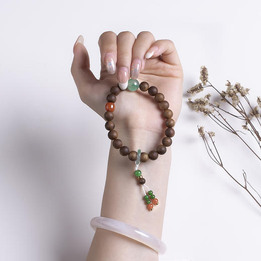 xy0522沉香+非洲翠南红手持手串 商品图7