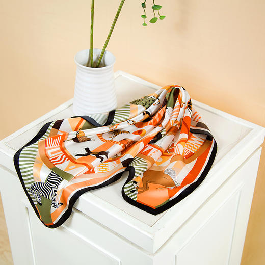 真丝素绉缎小方巾 HA4861 商品图8