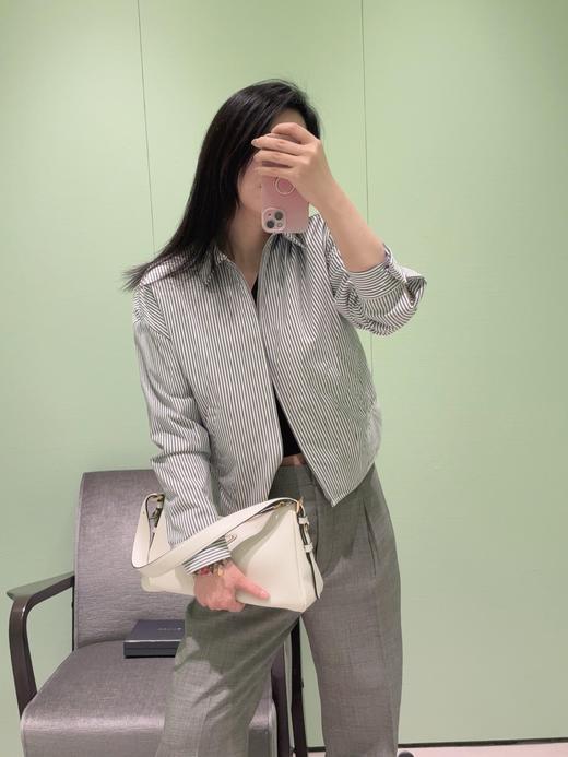 普拉达 25FW早秋新款 条纹翻领棉服外套（ZY*MM） 商品图2