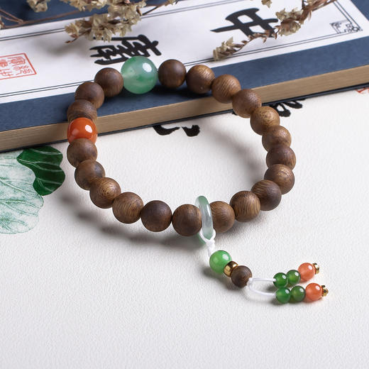 xy0522沉香+非洲翠南红手持手串 商品图3