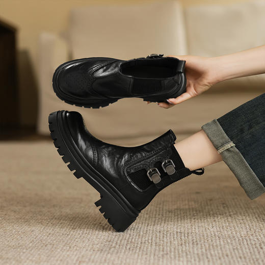 阿么手工女鞋牛皮厚底烟筒靴2025新款皮带扣复古风切尔西短靴5CM 商品图1