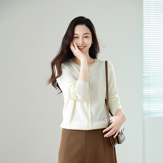 火桐hooton 周末系列 绞花美丽诺绵羊毛开衫YT218 商品图4