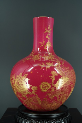 胭脂水描金花鸟天球