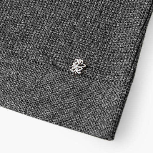 【商场同款】伊芙丽春秋毛衫背心1F8230535 商品图3