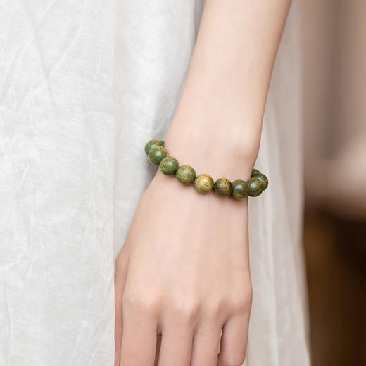 Andralyn沉水级老绿檀手串，只取树芯料，高密度高油脂A+级沉水级，独特的木质香味，寓意美好、和田玉款/素圈款可选 商品图0