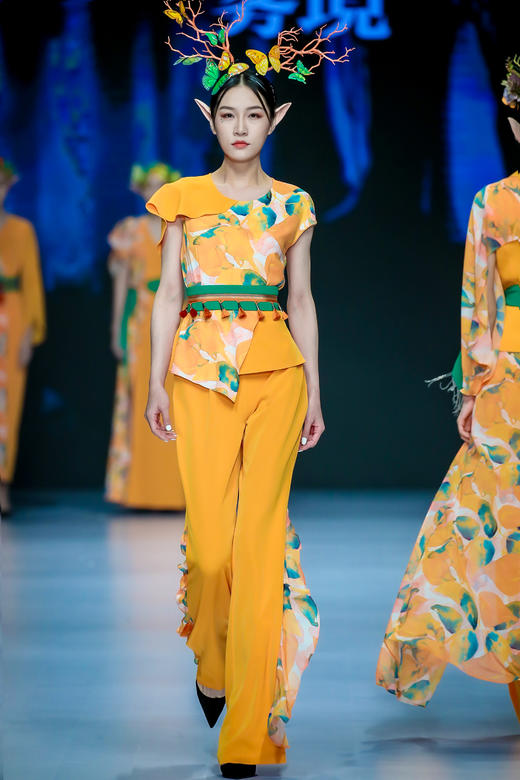 2202073 如烟若梦裤子 雾境 商品图2