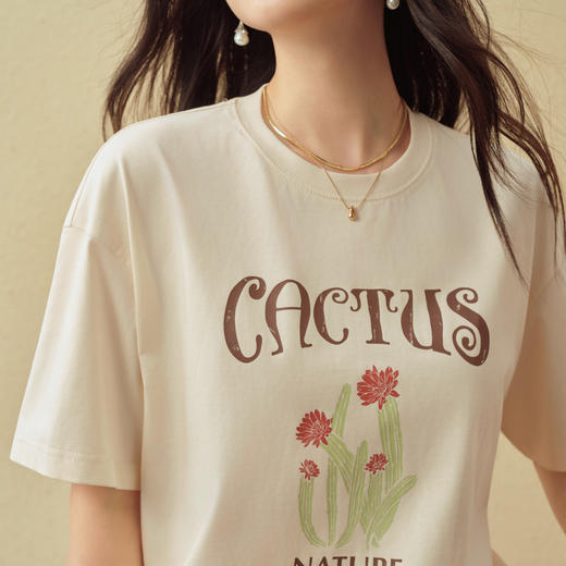 【严选】诗凡黎创意字母印花T恤2025秋新款小清新百搭慵懒休闲短袖上衣女7G8302171 商品图3