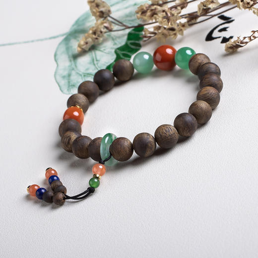 xy0526沉香+南红非洲翠手持手串 商品图2