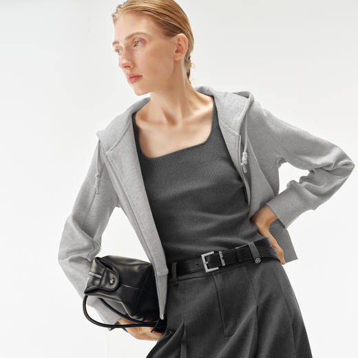 【商场同款】伊芙丽春秋毛衫背心1F8230535 商品图0