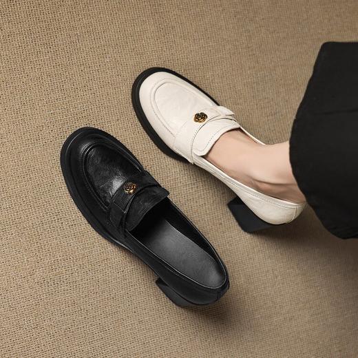 【预售5天】高级感！山茶花乐福鞋女新款法式粗跟黑色高跟英伦风小皮鞋YY&YY232 商品图4