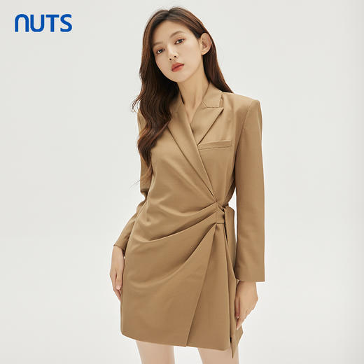 NUTS商场同款春秋季设计感高级气质褶皱修身西装外套女231048014B 商品图1