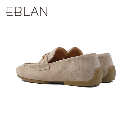 伊伴秋季细腻羊绒鞋面浓郁咖啡色复古感单鞋B25462821 商品图3