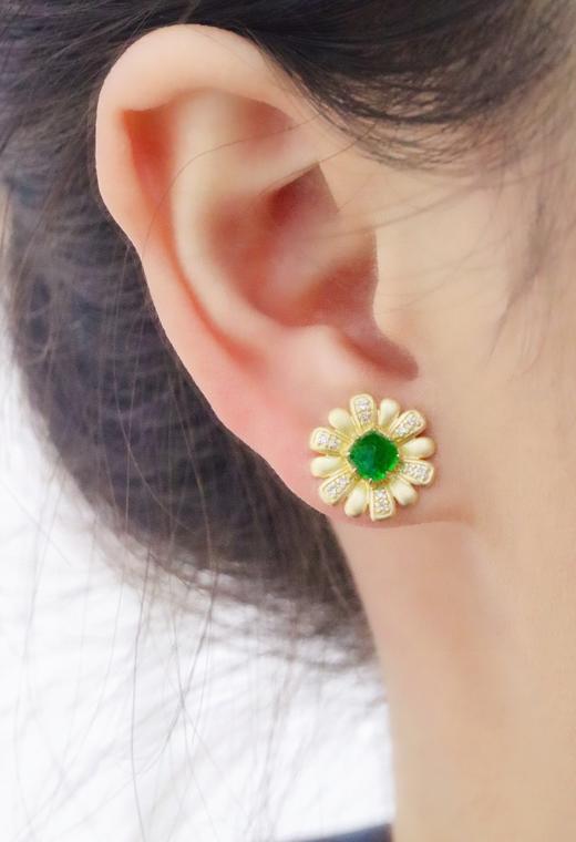 1.2ct糖塔祖母绿耳钉 商品图4