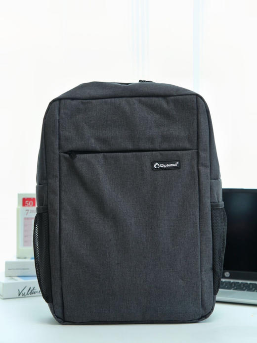 【果本&外交官Diplomat商务双肩背包】上海奥莱闭店撤柜❗低于1折清仓💰49.9❗品相超赞，吊牌齐全✔可送礼可自留 商品图3