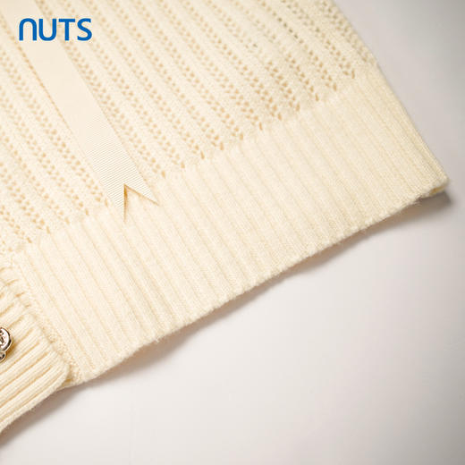 NUTS商场同款春秋季杏色甜美气质V领开衫毛织短外套女333052196 商品图3