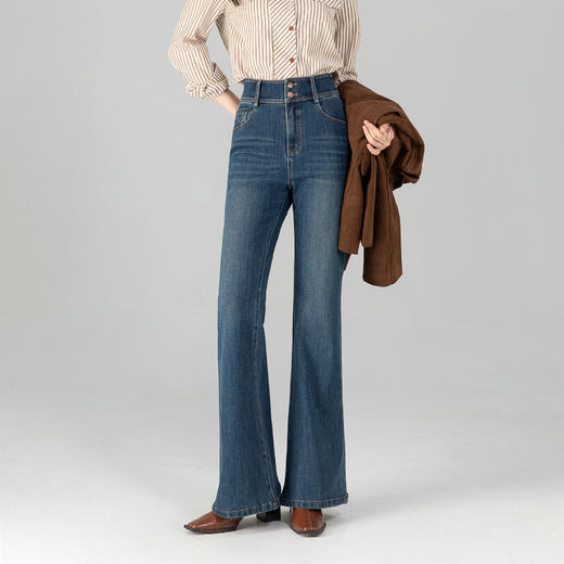 「自」全新升级【铂金会员183/天猫249/差价66】(10625)洛诗琳新款微喇牛仔裤2025秋季高腰显瘦复古马蹄长裤女 商品图1