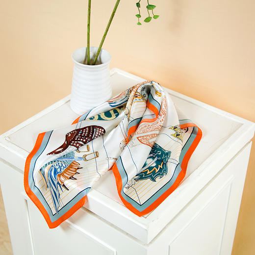 真丝素绉缎小方巾 HA4861 商品图9