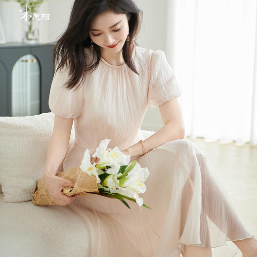 米思阳2025夏季新款优雅气质短袖连衣裙时尚褶皱泡泡袖仙女裙1643 商品图0