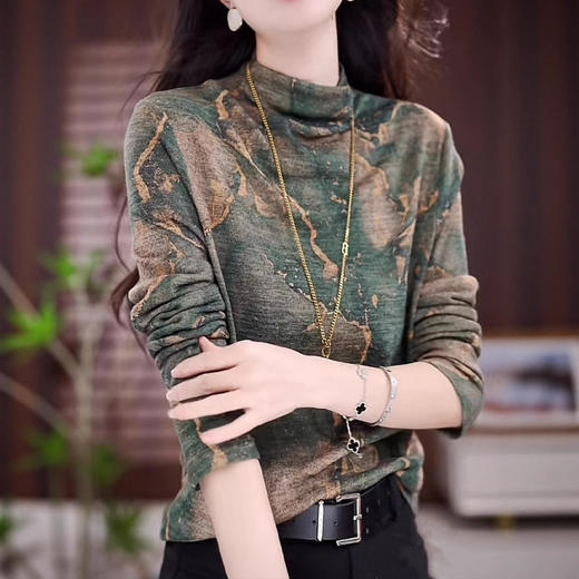 半高领加绒打底衫女士妈妈款春秋冬装高级感印花小衫独特洋气上衣 商品图3