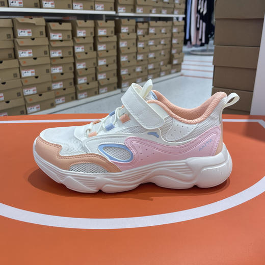 安踏儿童运动鞋2025夏季女大童舒适百搭防滑透气跑步鞋322528830R 商品图1