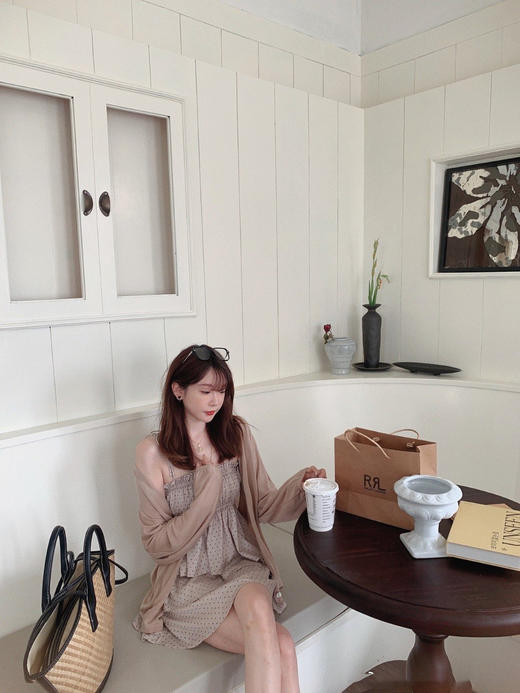 金蘑菇菇【里斯本书店】斜裁vl领法式茶歇裙设计感连衣裙鱼尾长裙  半裙 ~ 商品图4