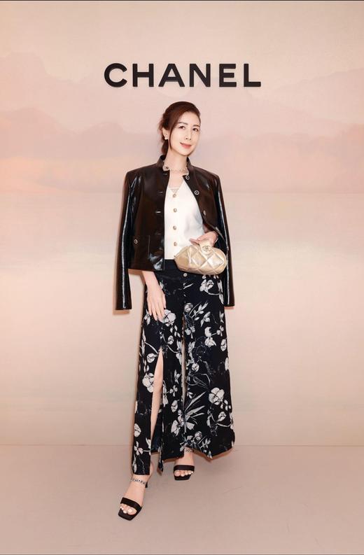 香奈儿 25A高级手工坊系列新款 口袋真皮小皮衣外套（ZY*MM） 商品图1