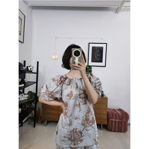 婉约印花显瘦套装 |100%棉梭织 透气亲肤 中袖蝴蝶结+直筒裤 加大版型藏肉显瘦两不误 商品图6