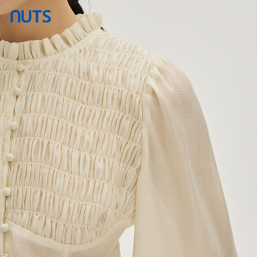 NUTS商场同款春秋款杏色气质设计感高级百搭长袖衬衫女333012208 商品图3