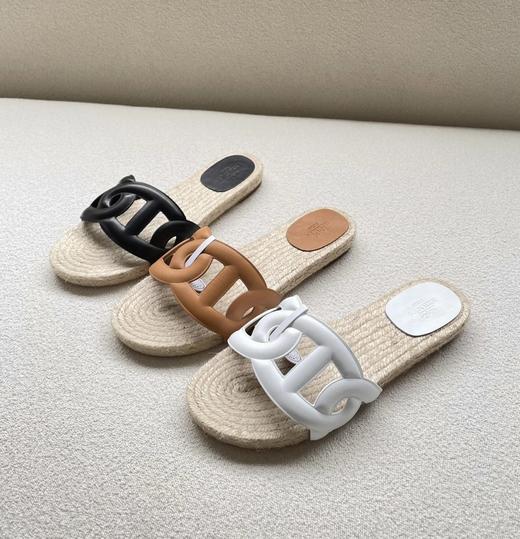 夏日必备  渠道货  经典猪鼻子草编拖鞋  三色入  混种羊皮麻绳草编底平底拖鞋 商品图2