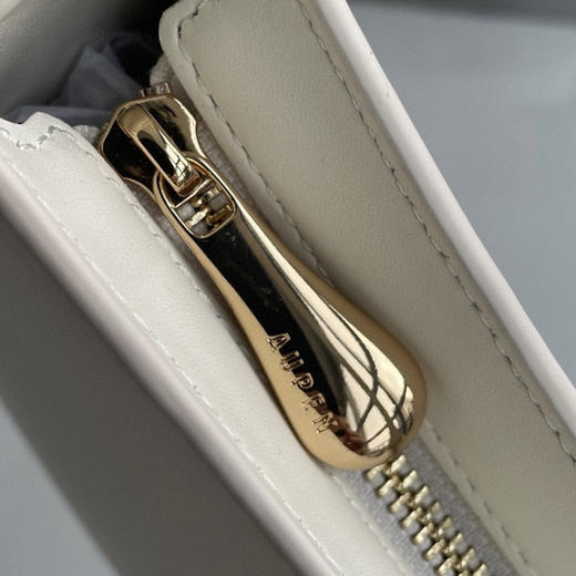 Auepn。小挎包。 白色。黑色。自己备注颜色 商品图8