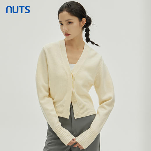 NUTS商场同款春秋季米色简约气质V领百搭毛织短外套女333052246 商品图0