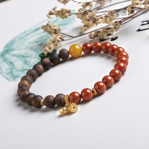 xy0524沉香+蜜蜡南红半山半水手串 商品图2