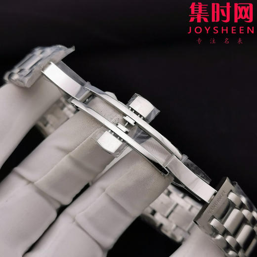 浪琴匠心之作【落落大方 腕间淑女】浪琴表 ETC心月月相系列 贝母钻面 女士腕表 优雅而至 典雅别致的外观 商品图7