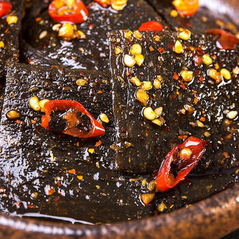 飛旺臭干子16g*40包 儿时怀旧零食湖南特产辣条办公室解馋休闲零食 /休闲食品 /豆干/素食零食 /辣条/面筋制品 商品图4