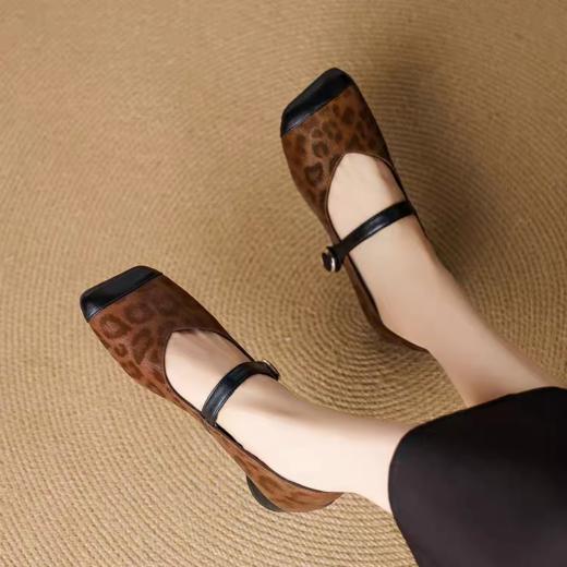 封神❗️小众私藏【绝美豹纹玛丽珍鞋】上脚好显气质呀  脚感巨舒服，忍不住分享系列！！ 商品图7