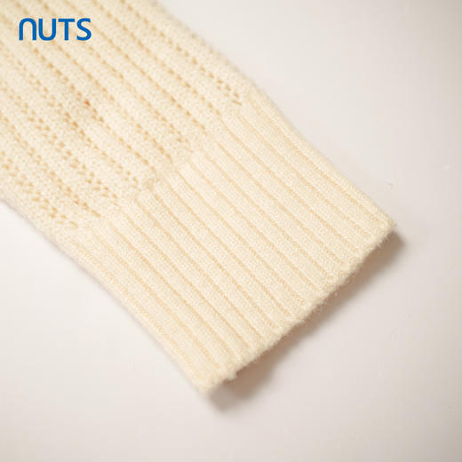 NUTS商场同款春秋季杏色甜美气质V领开衫毛织短外套女333052196 商品图4