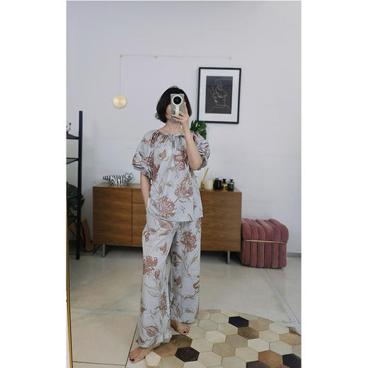 婉约印花显瘦套装 |100%棉梭织 透气亲肤 中袖蝴蝶结+直筒裤 加大版型藏肉显瘦两不误 商品图5