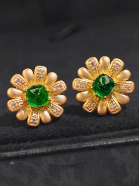 1.2ct糖塔祖母绿耳钉