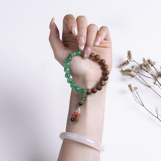 xy0527沉香+非洲翠半山半水手串 商品图8