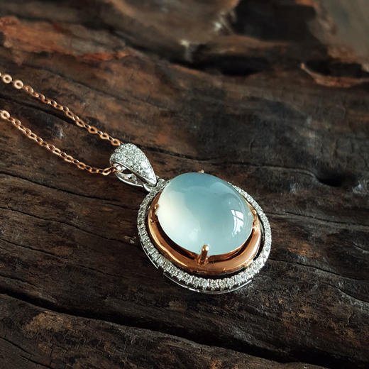 【天然正品】AU750双色金镶钻镶天然细腻高冰种蛋面翡翠吊坠项链26.8*16.6*9.8MM（皆取最大值）链长：45CM（长度可调节）女款现售价：6880！190425AH12 商品图2