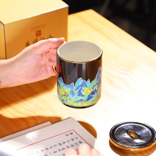 热卖中！！顺丰直发！【景德镇御器研究院出品】2025新款《手握江山》典藏版千里江山温感杯 商品图9