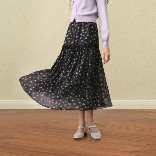 【严选】诗凡黎复古色系碎花半身裙2025秋新款木耳边飘逸显瘦淑女风中长裙7G8140611 商品图0