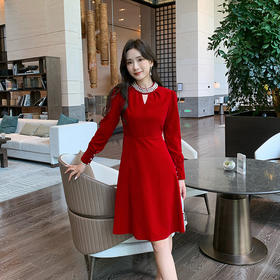 奢姿2025年秋季新款大码女装法式珍珠立领裙子胖妹妹丝绒连衣裙9943853530