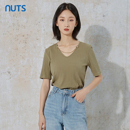 NUTS商场同款V领夏款纯色时尚气质百搭中袖T恤女231022076B 商品图0