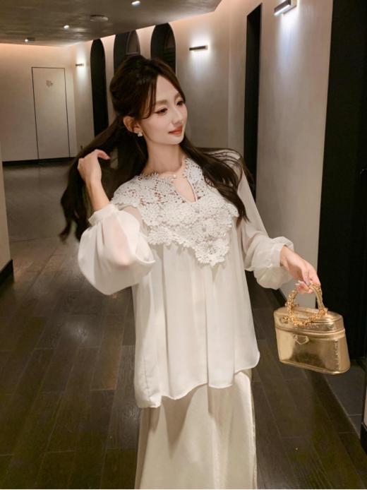 😍法式穿搭模板❗【AUChris法式轻柔朦胧感刺绣花边衬衫ACU081103】😉自带白月光滤镜❗仙美又温柔❗  商品图1