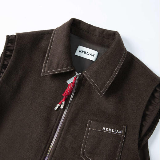 HERLIAN2025年女士秋季新品抽绳可调节下摆设计拉链马甲 商品图3